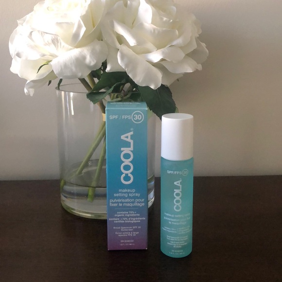 COOLA Makeup Setting Spray - Picture 1 of 5